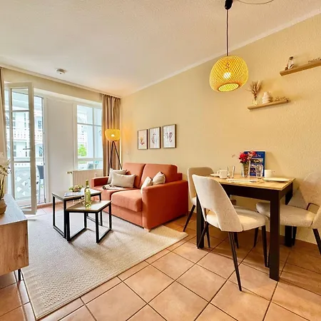 Apartment 504, Seepark