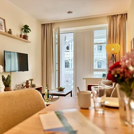 Appartement 504, Seepark